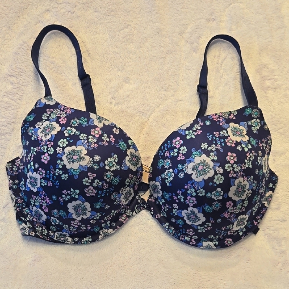 Victoria's Secret Blue Floral Underwire Bra
